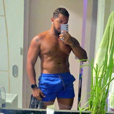 * Filho de Afrodite * Deus do desejo sexual🐕 * Extrovertido🤣 * LOL 🕉️ * Trilheiro⛰️🏕️ * Ariano ♈ * Bacharel em Direito📚 * Skype:Juliurasec1