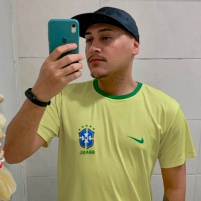 Libriano⚖️. Apoiador do BRICS 🌎. Anti fascista✊. Lugar de golpista é na cadeia 💁♂️ Administrativo Agrícola 🌱🚜. Paraná📍🇧🇷