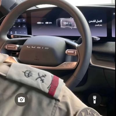 طالب هندسة كهربائية جامعة الملك خالد اسأل الله الطمأنينه والثبات والجنه🤍
