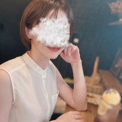 \ショートカットのお姉さんセラピ 💁🏻♀️/ ▼整った空間で、ゆったり癒されたい方 ▼筋肉の流れに沿った、とろけるアプローチ ▼じんわり圧と繊細フェザータッチ《Instagram:tsukishima_hkt》←こちらにいます🙋🏻♀️