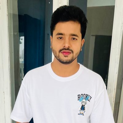 vadhya_dinesh's profile picture. Actor