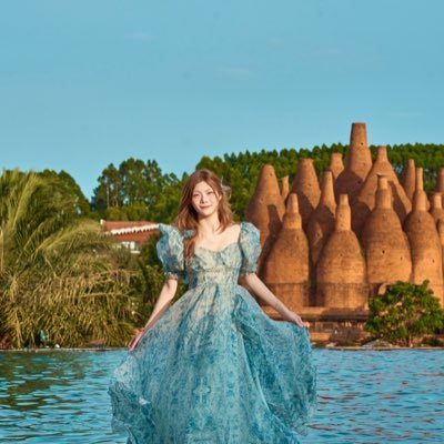 MikiyV8888's profile picture. 互fo