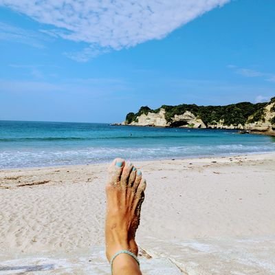 Yumi08181226's profile picture. 海🌊自然大好き🎵笑顔が大切🤗51歳で波乗り初めました。年齢関係ない。心優先で生きてます🏄‍♀️千葉の大好きな場所に毎週入らせて頂いでます。父が職人引退と共に私も引退✨楽しい20年でした☺️将来大好きな場所の近くの山に移住希望♬今現在海🌊まで20分自然いっぱいの場所に一軒家借りてます。日月そこで過ごしてます🤟