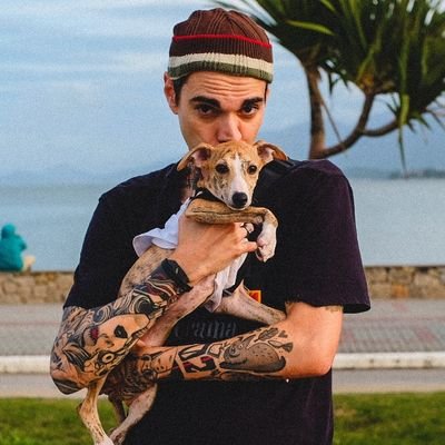 👩🧑🐰🐶🐶🐶🐶🐶🐦🐦🐱🐱🐱
caster, analist, host, streamer. musician and photographer wannabe.
di tudu um pocu.
pdsdoto@gmail.com