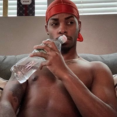 I just came to laugh w yall. That’s all.— Please don’t be weird .