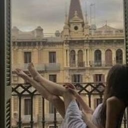 Laouri72318's profile picture. それぞれの旅は、生命にひとつずつ異なる色彩を添える。
