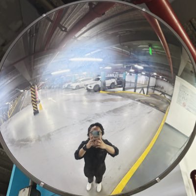 temporalgela's profile picture. eme