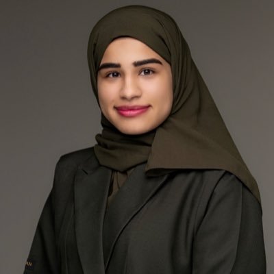 _ffatima78's profile picture. {تَوَفَّني مُسلِمًا وَأَلحِقني بِالصّالِحينَ} | خريجة قانون، متدربة، عضو في @Law3radio @splllaw @LAW_DARB ⚖️🎙️🎤