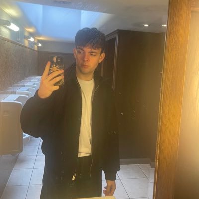 billybeech_'s profile picture. 