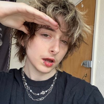 ejstannardd's profile picture. 