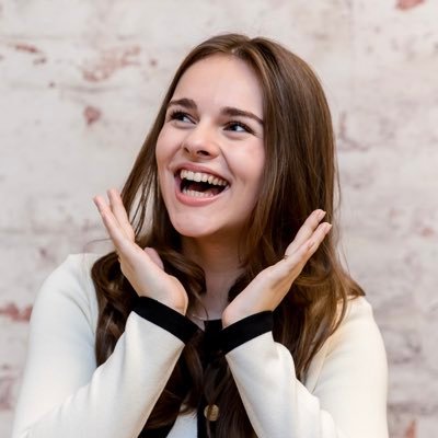 Host of The SMARTA Podcast | Bestselling Author ✍️ Helping Gen Z lead with leadership & purpose💡 New episodes every Monday | Listen in