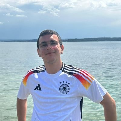 Itamarcohen_'s profile picture. אוהד חולוניה שמנסה להנות מהטוויטר💜💛