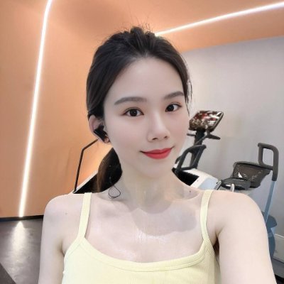 ARi0u's profile picture. 🥰🥰Style is the way I talk to the world, and every work is my persistence and awe of aesthetics