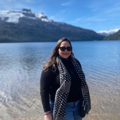 Publicista / Agente de Viajes / “El tiempo se derrite, aprovéchalo”. Cuenta para desahogo. ⚠️ Soy muy cursi.