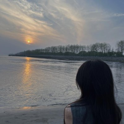 nablygy9's profile picture. シンガポール生まれ｜世界を旅しています🌍
足を止めるのは、温泉と夕日のある場所♨️🌇