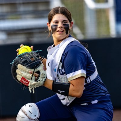 Annabelle Henthorne Profile