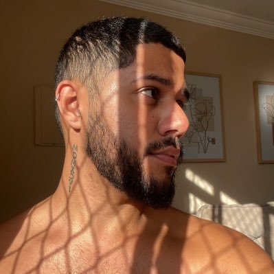 Ferrerluiz1's profile picture. só quero meu copinho de cerveja e paz ✌🏼