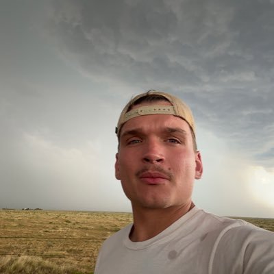 Part Time Meteorologist. Fool Time Storm Chaser. Roll Tide.