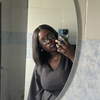 CTW ❤️||LLB ||Influencer||Alchemist 🧙|| Patron Saint of badly behaved women 🧚♀️ || Business enquiries/Ads and PR (detoun.sanni1@gmail.com)