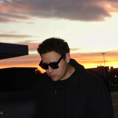 -Nada puede ser peor, que un idiota sin amor- 🎸         
       Un mate y arranco🧉✨️

📷 https://t.co/3BenXGFP2Y