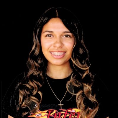 Izabellaspohn's profile picture. 2027 Slapper/OF Throws Left, 5'2, GPA 4.65, National Honors Society, email spohnsquad@gmail.com NCAA ID# 2208643987