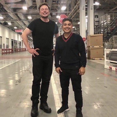 Personal assistant to Elon musk🚀