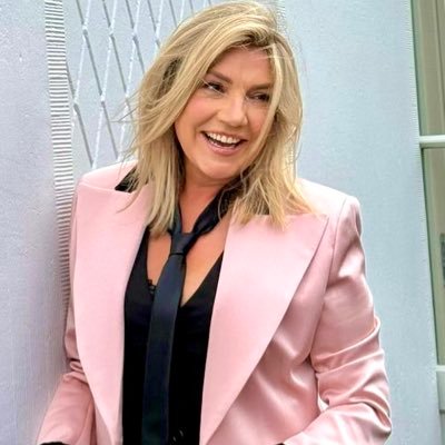 Presentator @rtl112vandaag @rtl5 ‘The same boiling water that softens the potato hardens the egg. It’s about what you’re made of, not the circumstances’