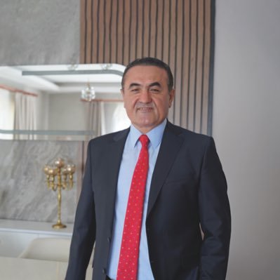 •YRP Genel Merkez Mahalli İdareler Başkan Yardımcısı - Erzurum Sorumlusu •Beylikdüzü Kurucu Belediye Başkanı •Marmara Yapı ve AREV Vakfı Okulları Başkanı