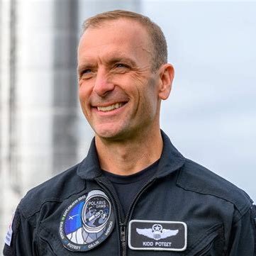 Polaris Dawn - Astronaut🚀👩🚀 | Retired USAF Lt Col | Combat Warrior | Thunderbird #4 Pilot | Professional Speaker