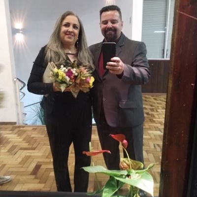 5f47df0b22b4439's profile picture. 