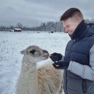 V0r0byevNik0lai's profile picture. Caught between chill and chaos