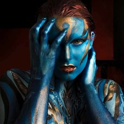 Detrans/Writer/ award winning artist/reseacher/activist/Fighting for women/girls/LGB Founder:@Women_Create_UK Gorgon:@TheMedusaRising Podcaster: @RedLightExpose