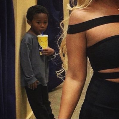 ZeeAllicouldZee's profile picture. JunkieSpecialist🧱💸🪔