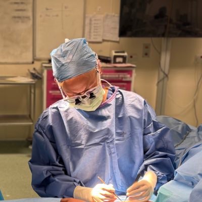 T&O ST8 @OrthoSTP🛠| NIHR Academic Clinical Lecturer @WarwickCTU| Mum of 3 girls👧🏼👧🏼👧🏼 | PhD in med ed| 23’ Hunterian Professor @RCSNews |# WomenInOrtho🦴