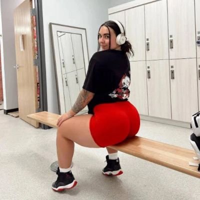 NessNyx's profile picture. Mary Ellen