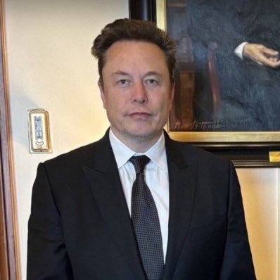 🚀| Spacex •CEO •CTO 🚔| Tesla •CEO and Product architect 🚄| Hyperloop •