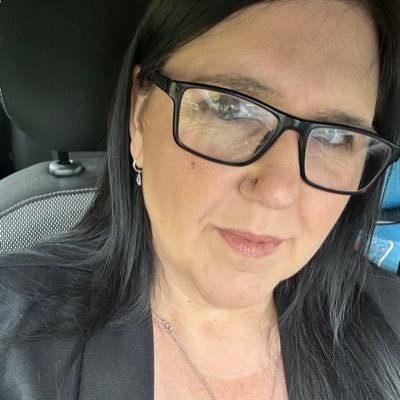 sarah_benson31's profile picture. Owner of Mrs B’s Afternoon teas. Coach with Evolve weight loss, Mother to 6, Nanny to 1. Living life by the day, staying forever grateful 💕