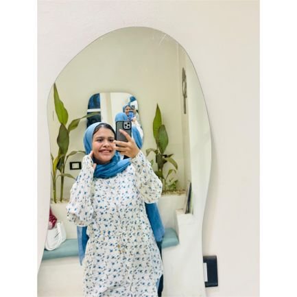 ..yarab💖
Faculty of education
عَسَىٰ رَبُّكُمْ أَن يُبدِلَ أَحزانُكُم فَرَحاً قَرِيباً 💖
https://t.co/IsKOSDgUFe