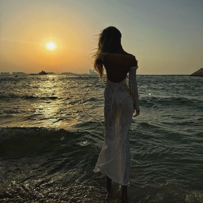 Trump supporter, CHRISTIAN,NO NAKED PICTURES loves golf,fishing,dogs,cats, please DO NOT cuss,NO DM'S,DM'S blocked immediatellove everyone, everyone be happy 😁