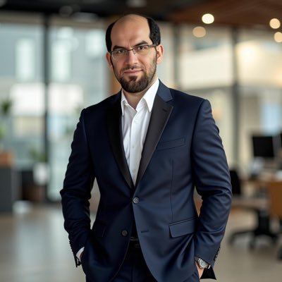 الزمالة البريطانية والأمريكية | استشاري هندسة العوامل البشرية – خبرة في تصميم الحلول وتحسين الأداء البشري | (زكاة العِلم تعليمه) الإمام علي (ع)