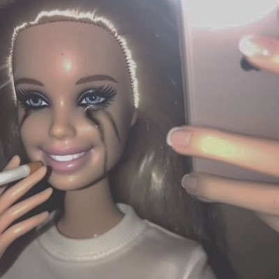 SlimShadyButHot's profile picture. 