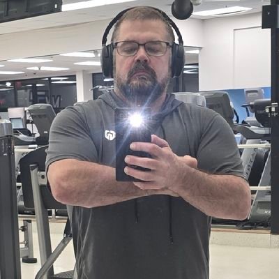 Wellness and weight loss. Bodybuilding and gym fitness. GLP advocate.