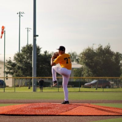 C/O 2028 /3.5 GPA/H: 6’0 , W: 170 / School :City Of Life Christian Academy Fastball Velo : 87/Outfield Velo : 91/Pull-Down : 94/EV : 88/luismfeliz561@icloud.com