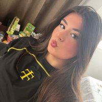Holly (@hollymlo4) 's Twitter Profile