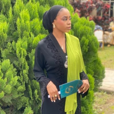 hayaah08's profile picture. I believe that but the good and bad times in my life are truly gifts.
alhamdullilah 🙏🙏🙏
Happiness is free 💕💕💕