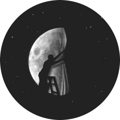 بعض البشر هُم سعادة مِن الله تماماً كالمطر يمحِي كُل حُزن ، ويُذهب كُل عطشٍ للأرض