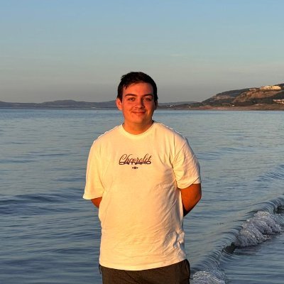 25 | QA & Support Lead @ https://t.co/nmF0t8Uznt | Working on @BrookhavenHQ , @NFLUniverseRBLX , @_DrivingEmpire , & @DungeonQuestRB