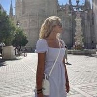Liviana (@nirawi4098) 's Twitter Profile