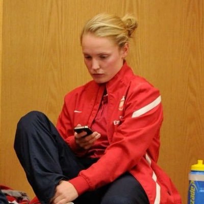 that girl that doesn’t play about Kim little or alexia putellas