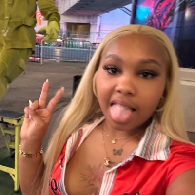 dyanimariiee's profile picture. 